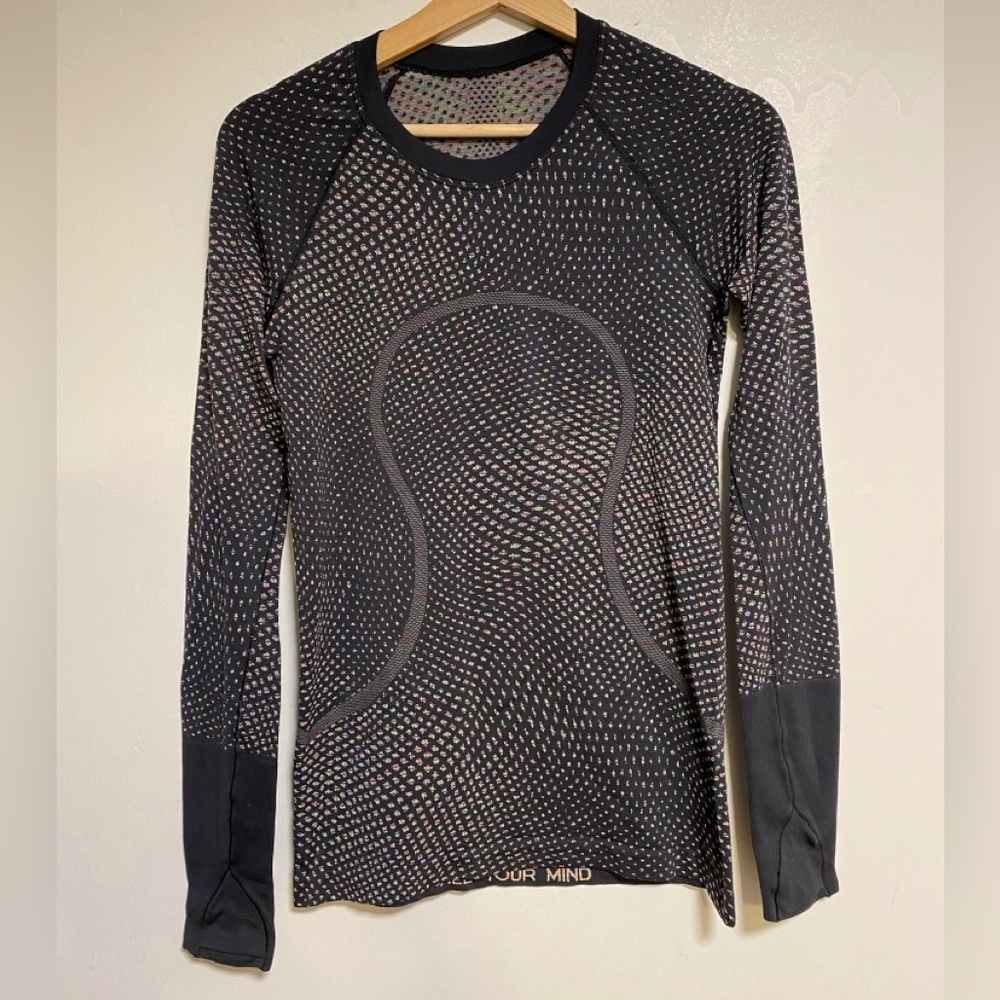 Lululemon Seamless Long Sleeve Yoga Top “Still Your Mind” Size 6 (Approx S) - Picture 2 of 10